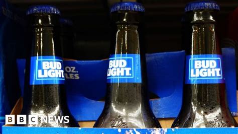 Bud Light boycott over trans influencer Dylan Mulvaney hits beer。